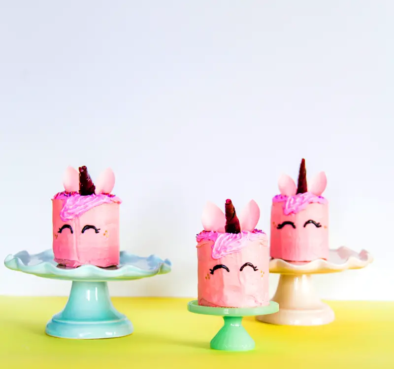 How To Make A Unicorn Cake In 5 Easy Steps – A Subtle Revelry
