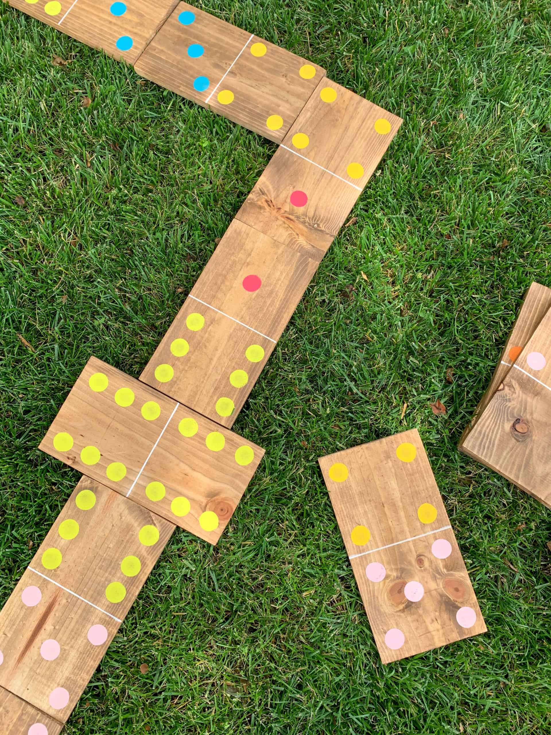 Yard Dominoes