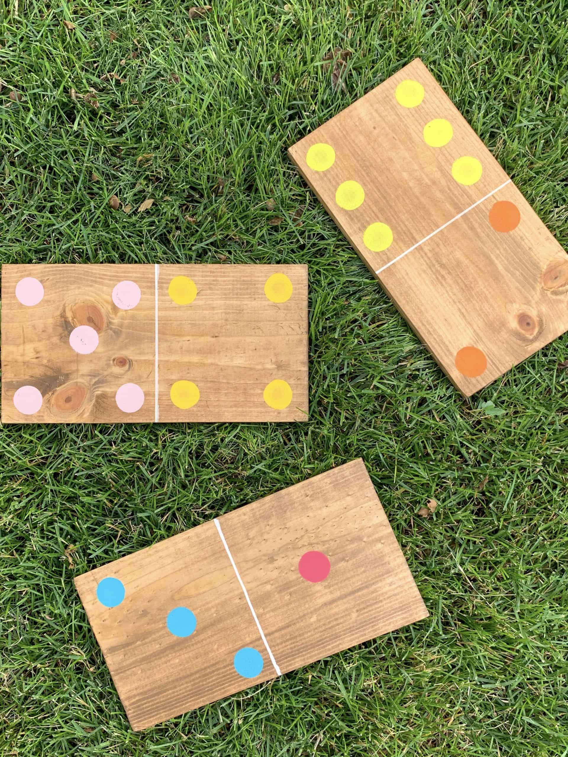 Outdoor Dominoes Games